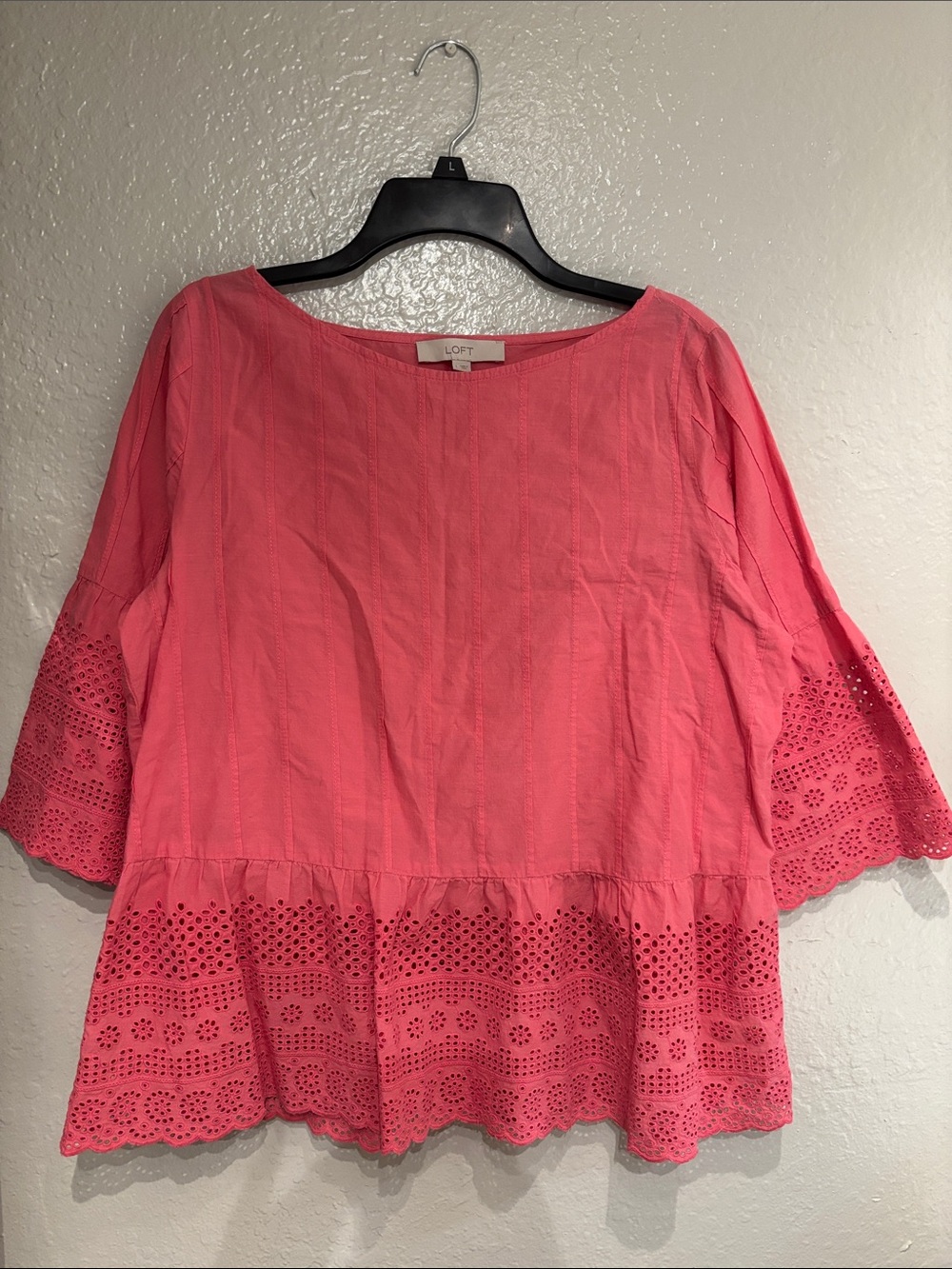 LOFT Coral Eyelet Peplum Blouse Embroidered Hem Bell Sleeves Sz L Boho Coastal
